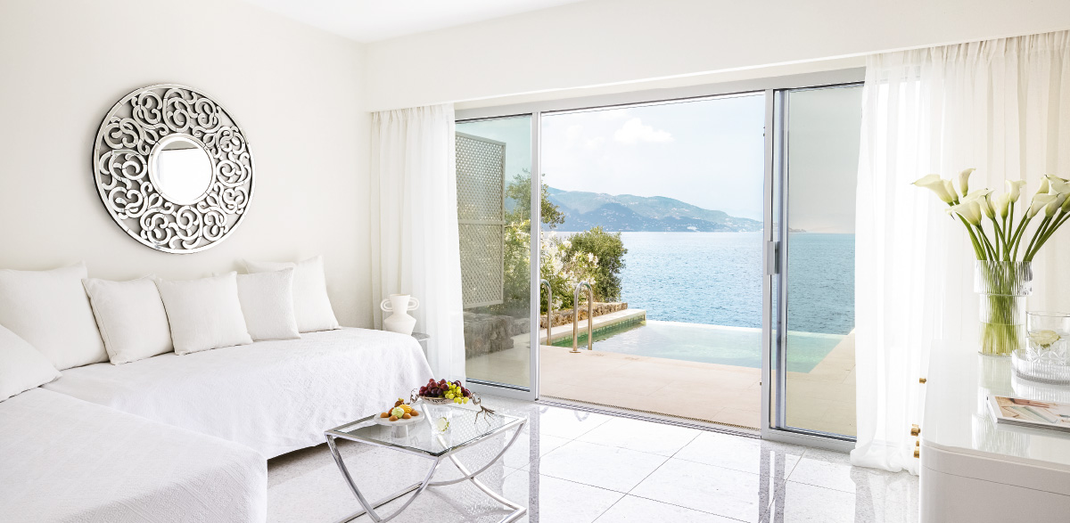 04-the-lounge-2-bedroom-roc-villa-private-pool-waterfront-sea-deck